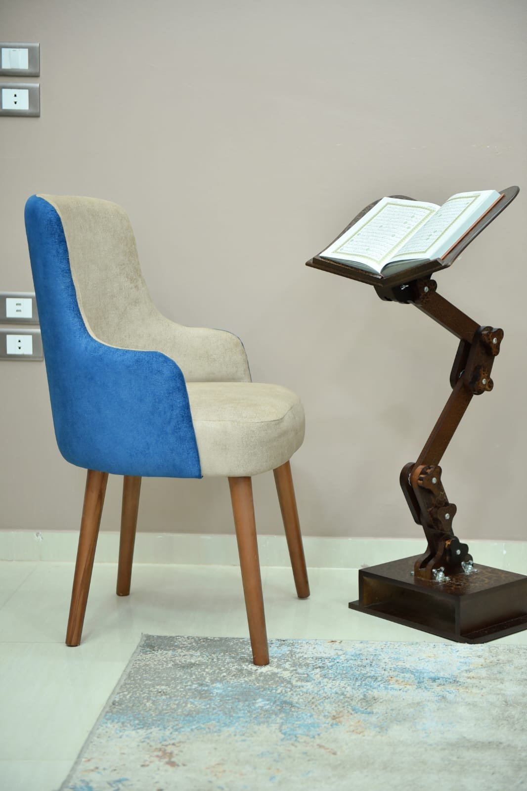 حامل المصحف الطبي - الصورة 3