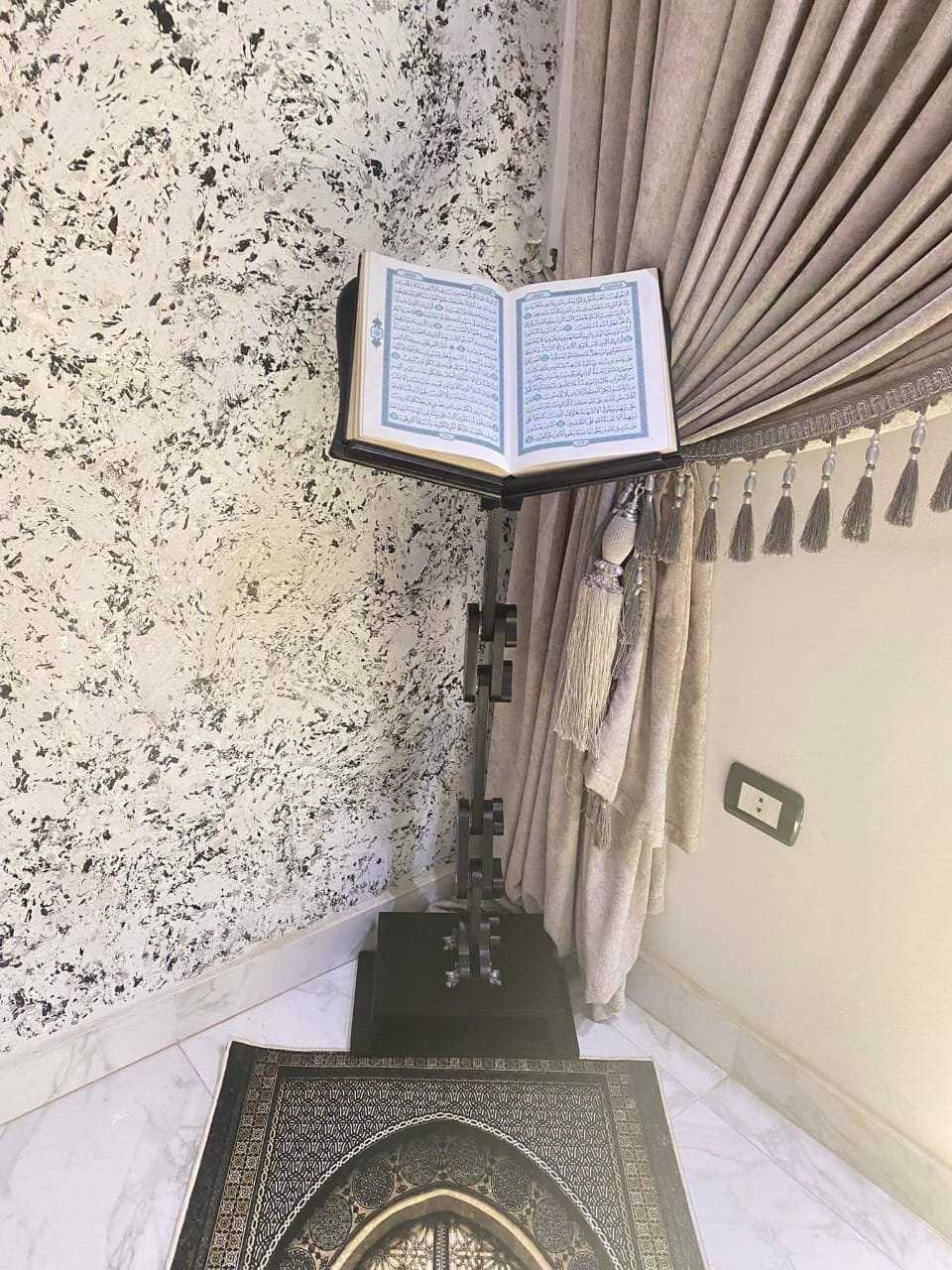 حامل المصحف الطبي - الصورة 8